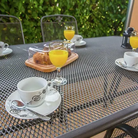 Peaceful In Sveti Lovrec With Swimming Pool Apartman *
